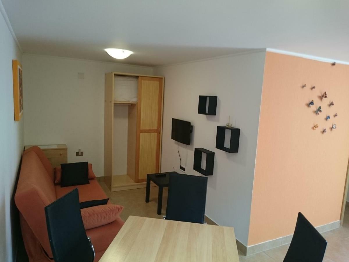 Apartment Sara Umag Eksteriør bilde